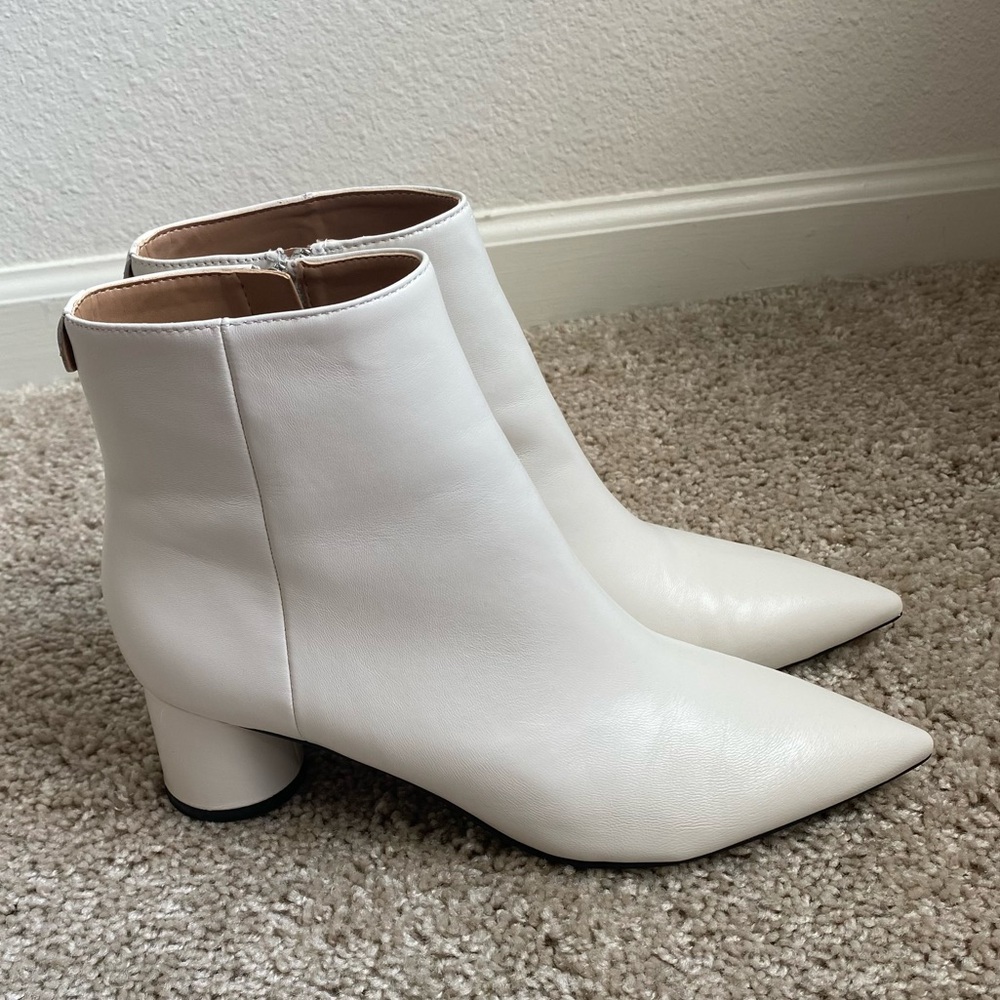Calvin Klein Genoa White Bone Ankle Boots Sleek Pointed Toe Circular Heel 8 - Picture 3 of 13